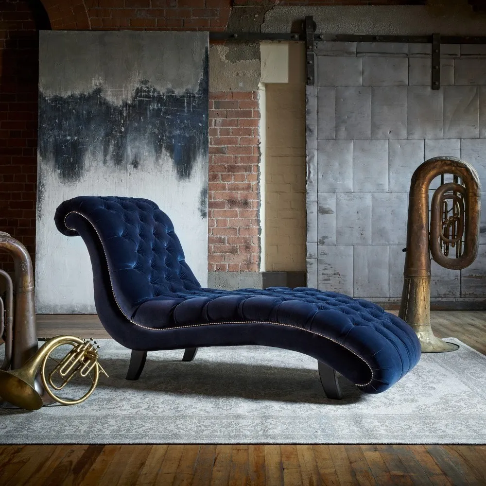 Queensbury Chaise Lounge | Handmade Comfort