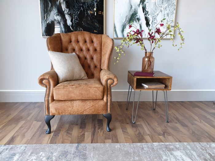Country living room ideas: How to get a rustic English look in your décor